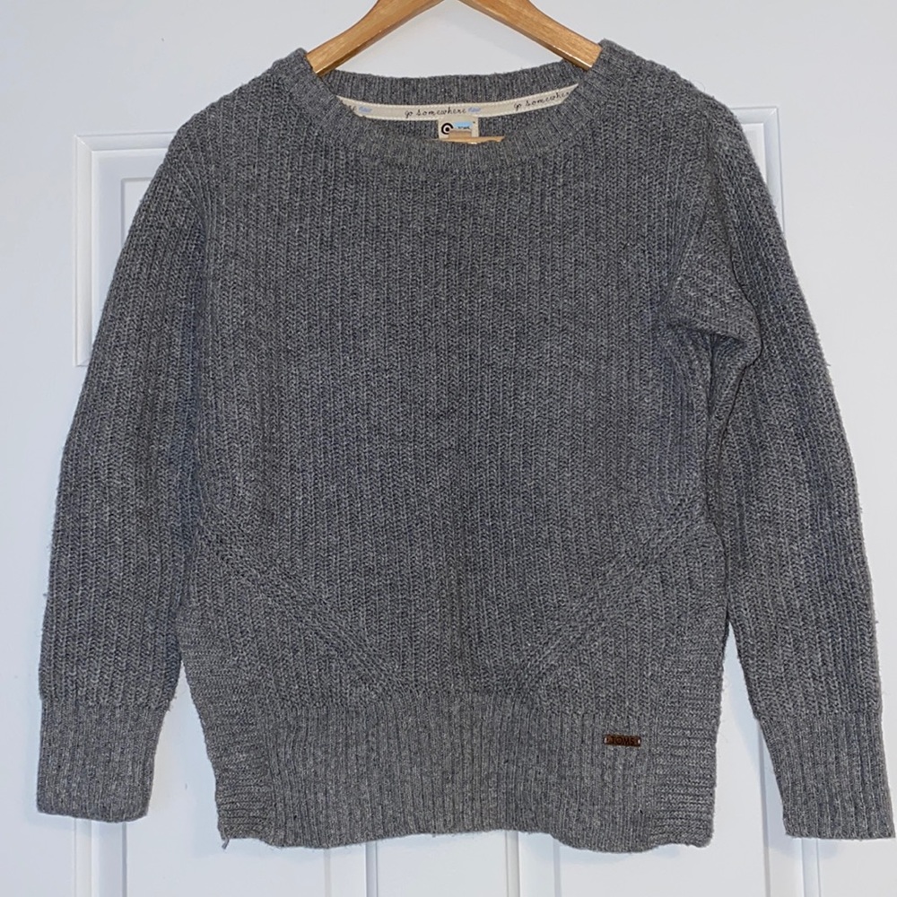 2/$15 TOMS gray sweater